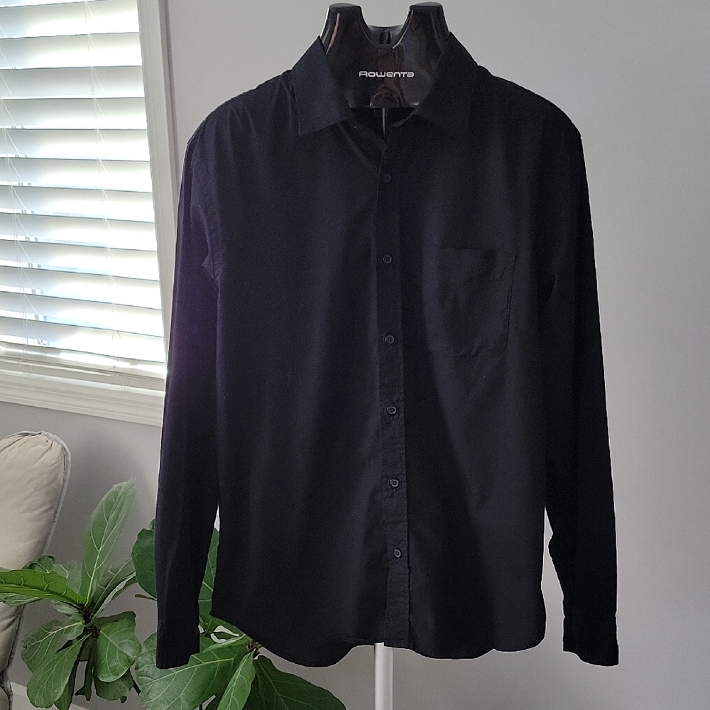 Old Navy Men's Black Button Down Shirt
